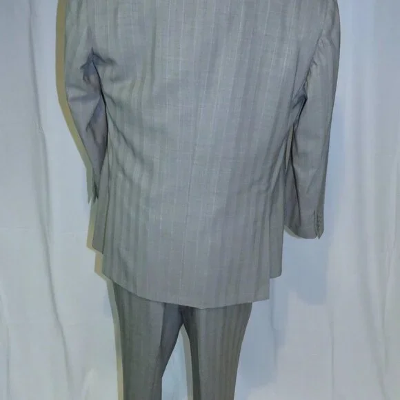 Alan Flusser Gray Stripe Bespoke Peak Lapel Two Button Suit 42R